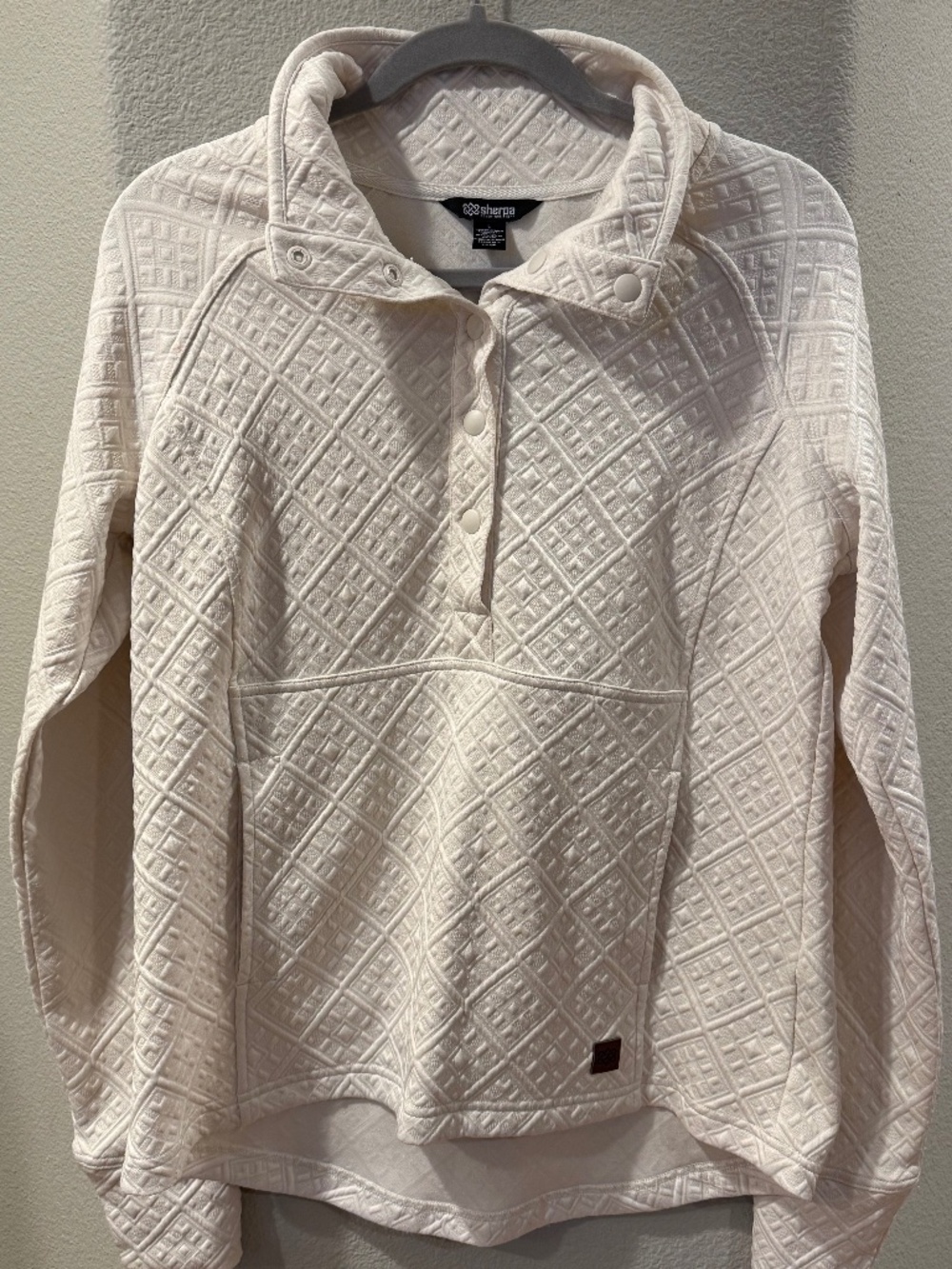 Sherpa Adventure Gear Cream-colored textured snap-neck pullover Size L